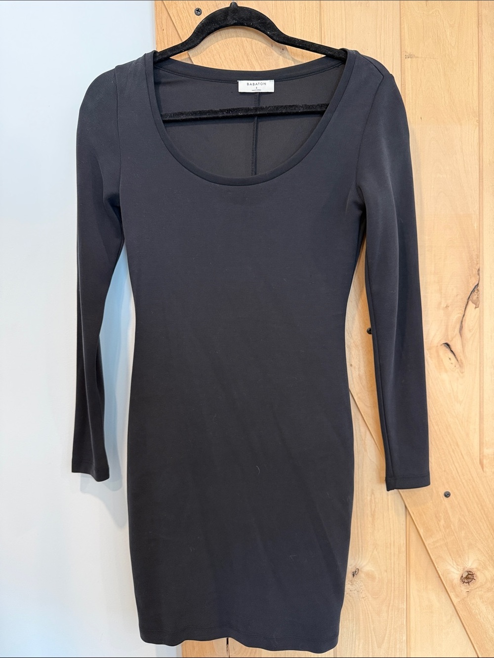 Babaton Black Long-Sleeve Scoop Neck Bodycon Dress